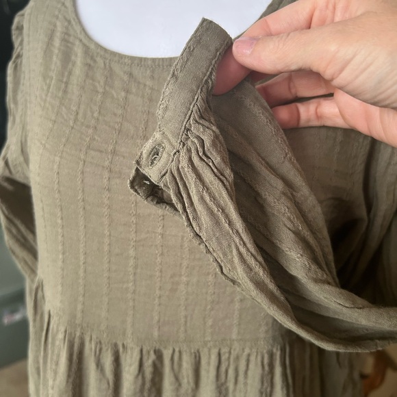 Women's Olive Green Tiered Long Sleeve Peasant Top - Picture 3 of 7